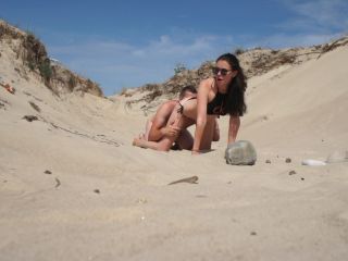 webcam amateur solo Mihazik, Princessaya - Good Nasty Outdoor Sex at the Beach , milf on milf-4