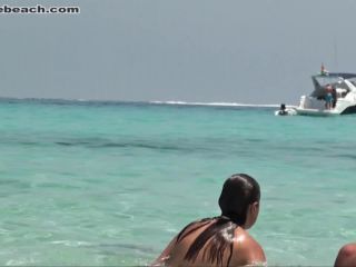 (Voyeur) beach video south of France-7