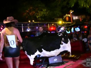 Fantasy Fest 2018 Topless Bull Riding And Girls Flashing Pussy And Tits On The Streets smalltits -2
