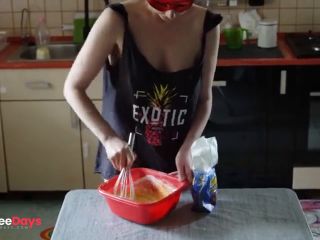 [GetFreeDays.com] In the kitchen with the porno maid, she cooks cakes in front of the master, ass and tits on display Sex Leak April 2023-5