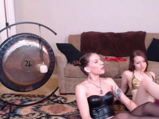 Mila and Ciren Live Gongs and Latex Gloves latex Ciren Verde-2