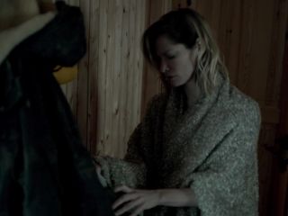 Sienna Guillory, Veronica Echegui – Fortitude s01e01-02 (2015) HD 1080p - (Celebrity porn)-8