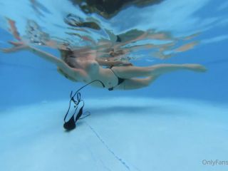 online porn video 41 [Onlyfans] LivStixs – Playing With Myself Underwater Siterip on hardcore porn giantess hentai porn-9