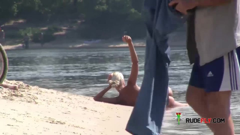 A game of badminton played between teen  nudists