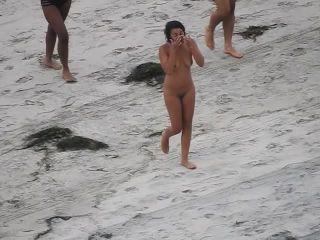 Nude beach, amateur girl shows tits and pussy - voyeur - voyeur amateur young adolescent girls-2