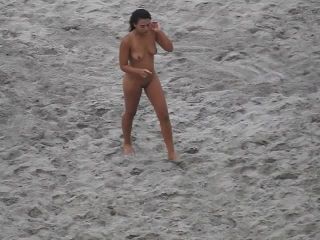 Nude beach, amateur girl shows tits and pussy - voyeur - voyeur amateur young adolescent girls-7