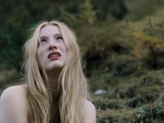 Sophie Lowe – Autumn Blood (2013) HD 1080p!!!-8