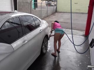 The MILF car wash in  Vegas-2