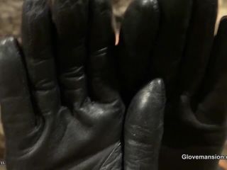 GloveMansion - Glove smother trap [720p] - Dirty talk and masturbation instructions-9