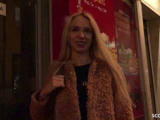 Cute Arteya Seduce To Fuck By Street Casting At Night amateur Arteya-0