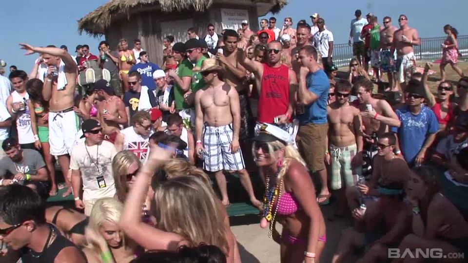 Rump Shaker Beach Dance  Off