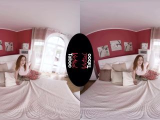 VirtualTaboo presents Eye To Eye With Sophia – Sophia Traxler 5K (MP4, 5400×2700, UltraHD/4K) *-5
