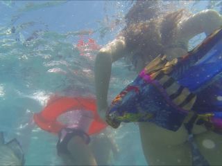 Porn online Voyeur – Underwater swimsuit tracking – YMUW-1066 (MP4, FullHD, 1920×1080) Watch Online or Download!-3