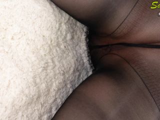 [Amateur] Custom video! Wet cleaning and more, in pantyhose !!!! SanyAny-6
