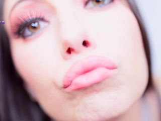 porn clip 21 ped socks fetish Bratty Bunny – KISS, beautiful lips on femdom porn-3