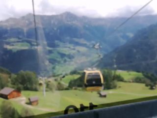 Mydirtyhobby presents LisaLovely – Schneller Blowjob in der Seilbahn – Riesen Ladung Sperma im Mund – Quick Blowjob in the Cable Car – Giant Sperm Load-1