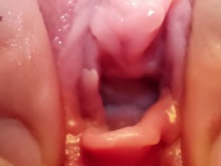 Extreme Pussy Close Up. Vaginal Dilator 720p-2