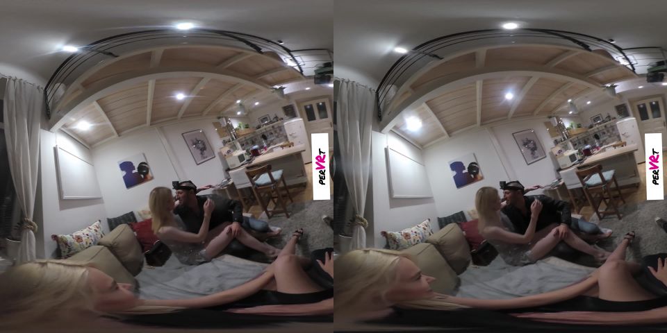 [VR] Swinging Couples – Ep. 1 - small tits - webcam 