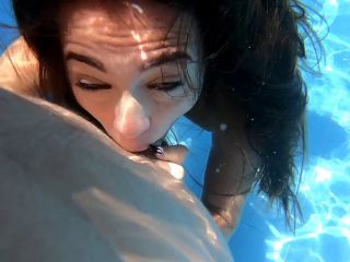 Hot Blowjob Underwater With Sexy Latina And Cum In Her Face-1