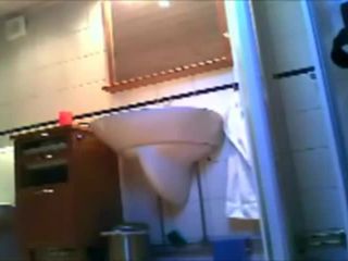 Teen girlfrienf before and after shower. hidden cam-1