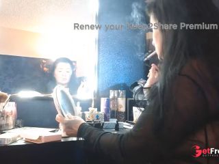 [GetFreeDays.com] Dangling Long Virginia Slims 120 Cigarette Doing Makeup Smoking Hands Free Porn Video December 2022-8