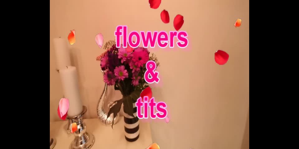 M@nyV1ds - Sandybigboobs - flowers and tits