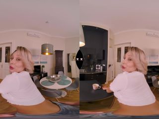 Morning Coffee With Busty Blonde Karina King 07 - 02 - 2023 - Blowjob-0