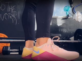 video 45 femdom face dildo MistressRavenFD – 30 SHOES IN 30 DAYS – DAY 7, shoe worship on feet porn-4