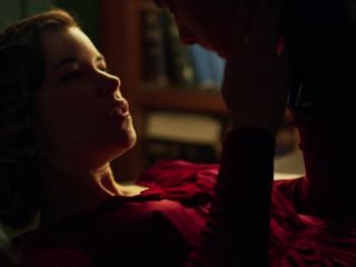 Nadia de Santiago, Maggie Civantos, Blanca Suarez - Cable Girls s03e02-05 (2018) HD 1080p - (Celebrity porn)-6