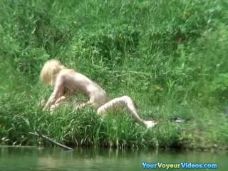 Couple having sex in river shore Public!-8