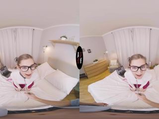 video 45 Playing With Pet Sister – Eva Elfiе (Oculus/Go), tall girl fetish on 3d porn -1