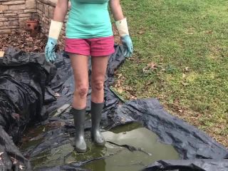 Porn tube BuddahsPlayground - Cleaning Outdoors in Rain Boots-5