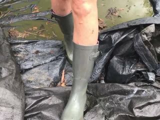 Porn tube BuddahsPlayground - Cleaning Outdoors in Rain Boots-8