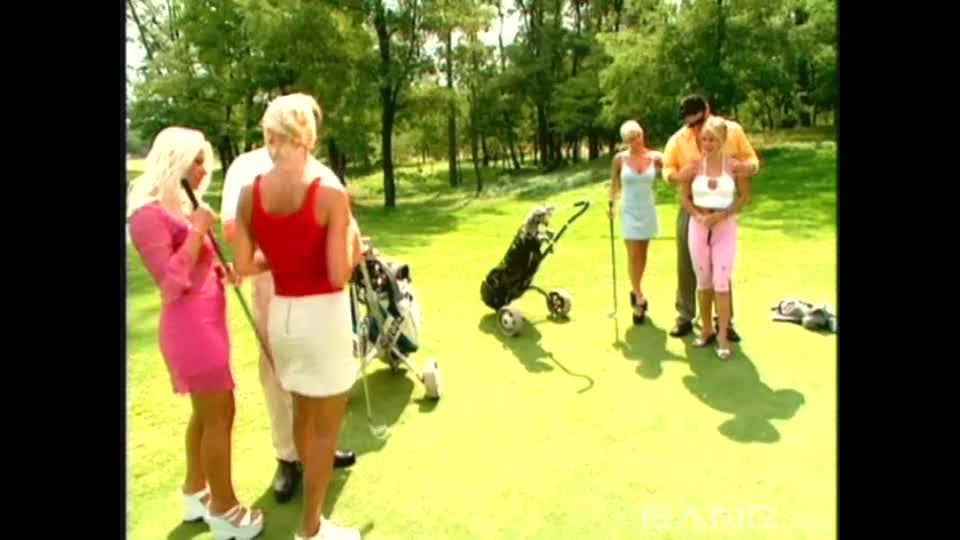 Private Matador 9 - 18 Holes Passion On The Green Sc 6 - Group Sex Scene