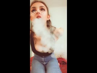 Chloe Night () Snapchat am post video-4