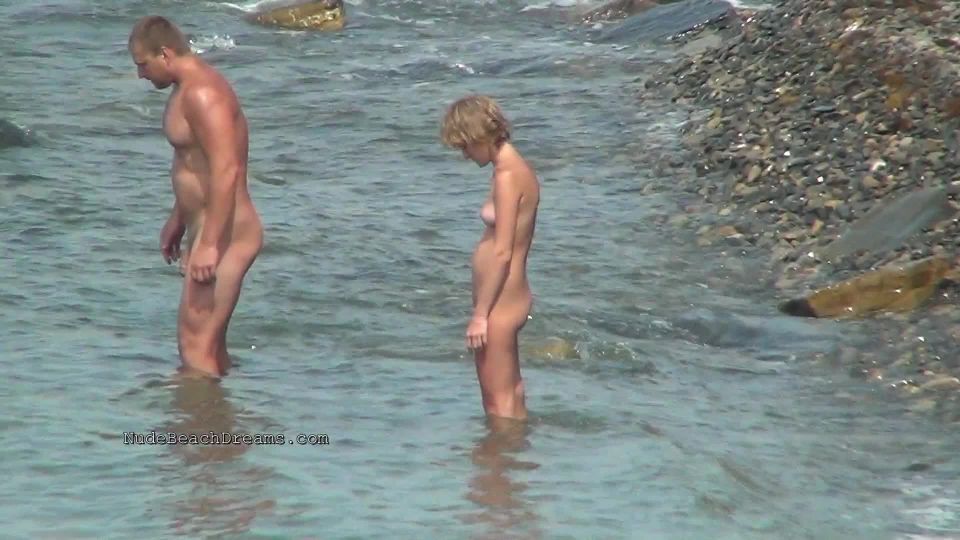 Nudist video 01440 Voyeur!