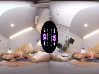 Magic Wand For Dick And Pussy - [Virtual Reality]-3