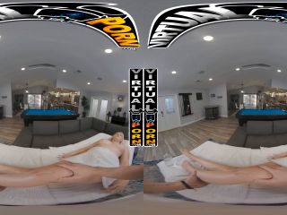 VIRTUAL PORN  Gia OhMy Asks The Masseur Danny Steele To Start Fingering -0