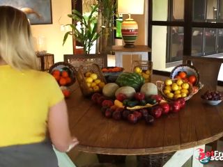 [GetFreeDays.com] Fun With Fruit - Sha Rizel Porn Stream October 2022-2