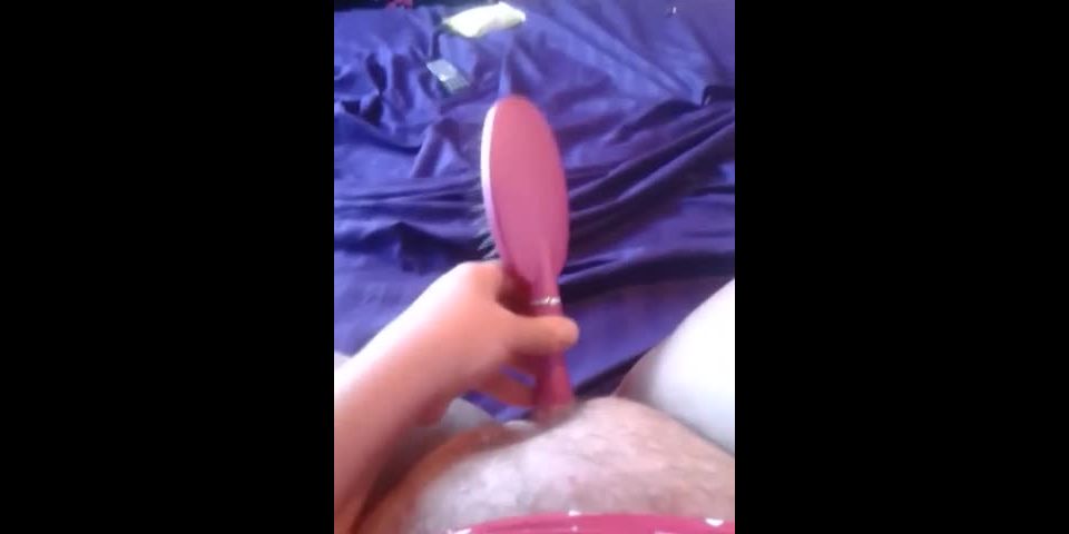 Amateur chubby horny girl selfie masturbating with pink hairbrush