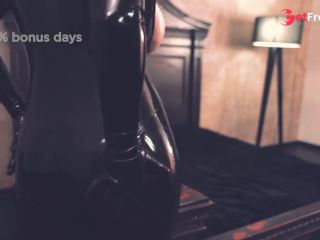 [GetFreeDays.com] Latex MILF loves to tease and play Arya Grander Adult Stream November 2022-8