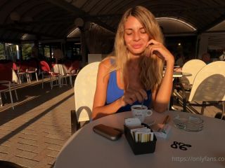 [Siterip] mrroberta 20 10 2020 2020-08-18-How I usually take my coffee you think many -5f291d21419930e63d31b s-0