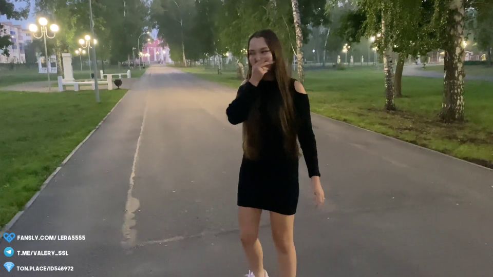 Deluxe Bitch - Cumming hard on a walk in a public park with a remote - controlled vibrator - Public orgasm