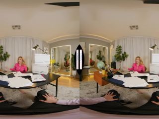 Cory Chase receives the perfect foot rub - Smartphone 60 Fps - Blow job-0