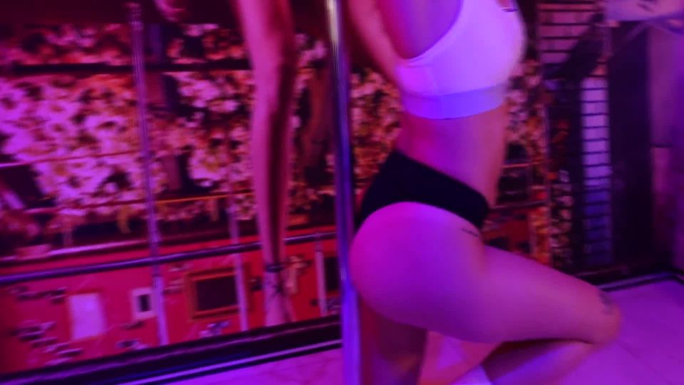 adult video clip 32 pov  sex money  big ass get milf
