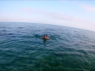 Public Blowjob While Swimming In The Sea 1080p-0