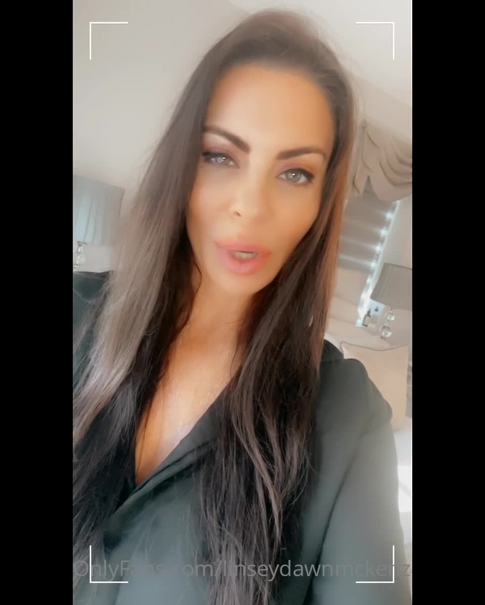 Linsey Dawn Mckenzie () Linseydawnmckenzie - morning all hows your morning 05-10-2021