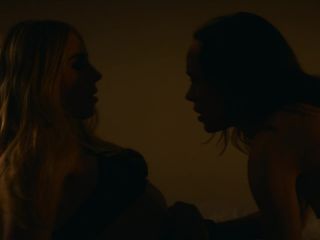 Ellen Page, Zosia Mamet - Tales of the City s01e02e05 (2019) HD 1080p - (Celebrity porn)-8