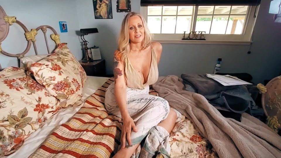 Julia ann wants you to cum inside her