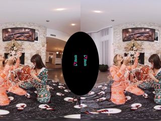 Kayley Gunner, Jenna Noelle - I Have A Surprise For You On Christmas! - VRHush (UltraHD 2K 2020)-1